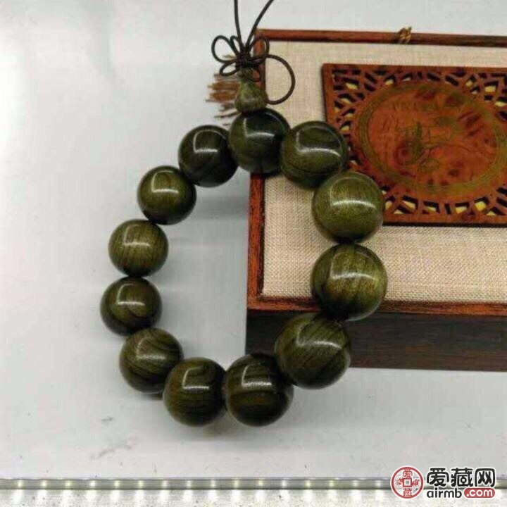 阴沉木2.0拍品：阴沉木，果香