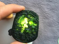 白底绿翡翠手串图片及价格
