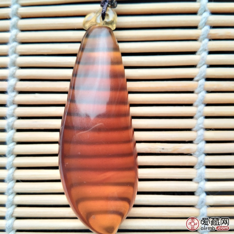 【名称】纯 天然缅甸琥珀原矿福