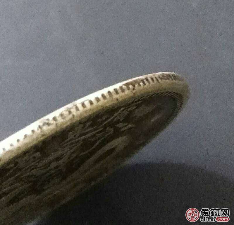 请看看真假！