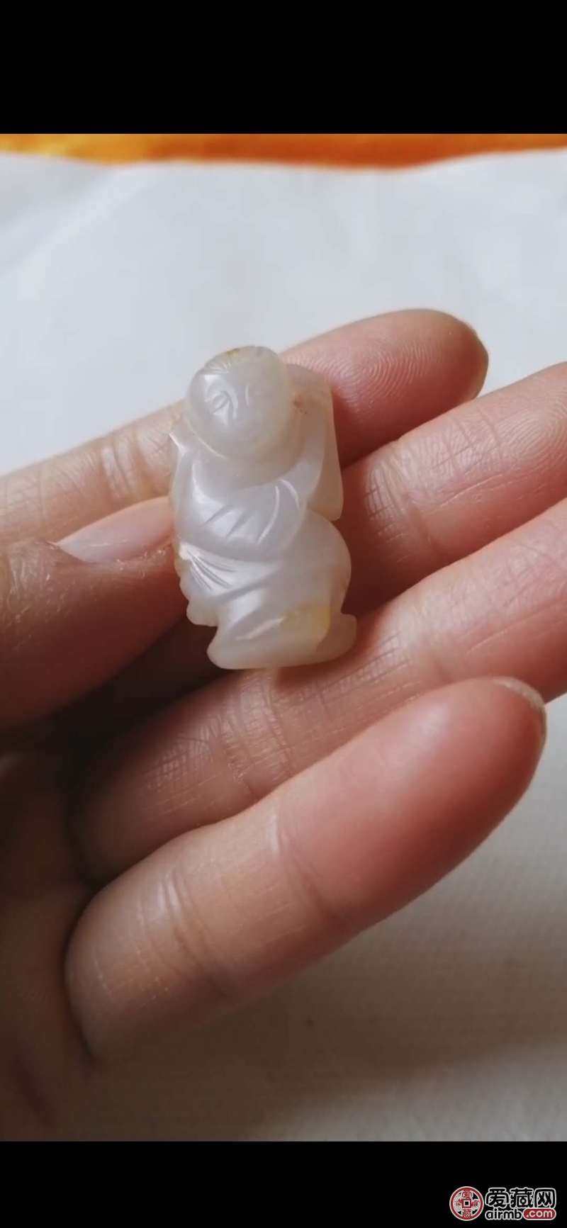 看下他的材料，年代，价值