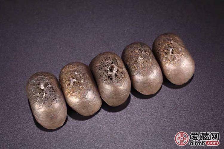 自己收藏的，老师帮忙看真假