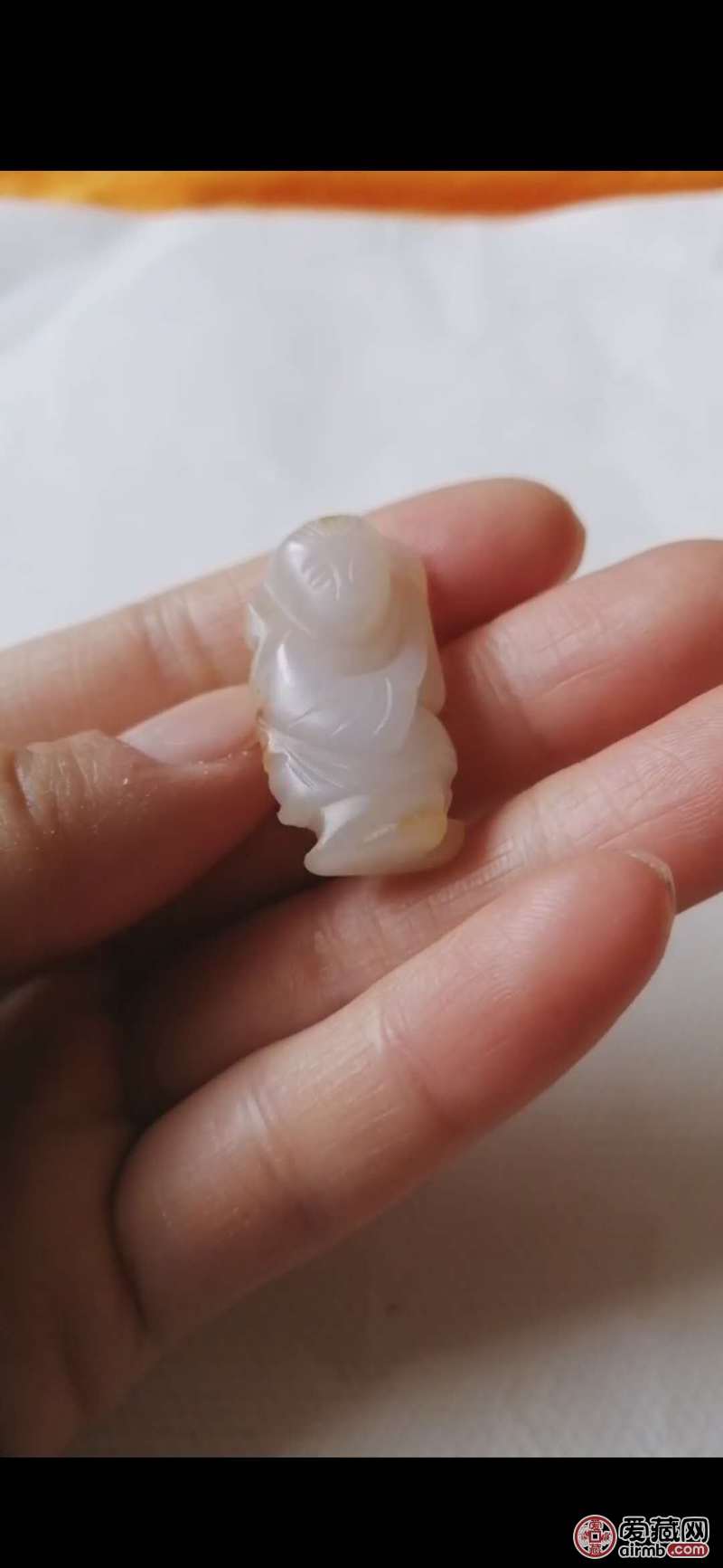 看下他的材料，年代，价值