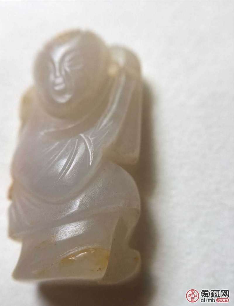 看下他的材料，年代，价值