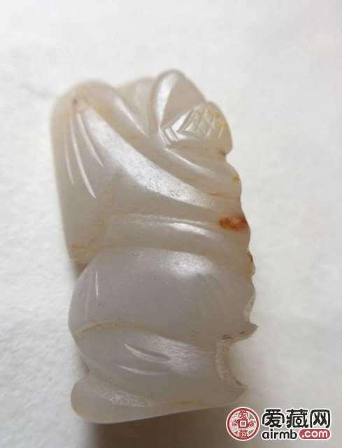 看下他的材料，年代，价值