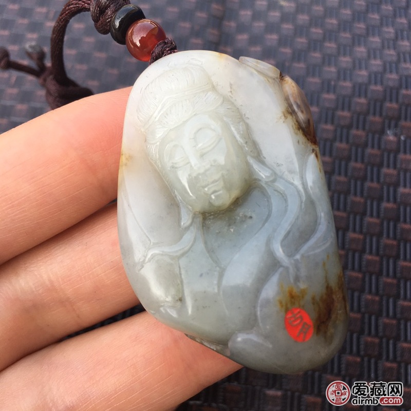 正宗新疆和田玉籽料作品<br 