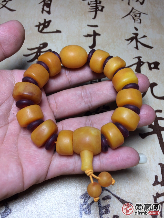 波罗的海蜜蜡老蜡手链 选用上等