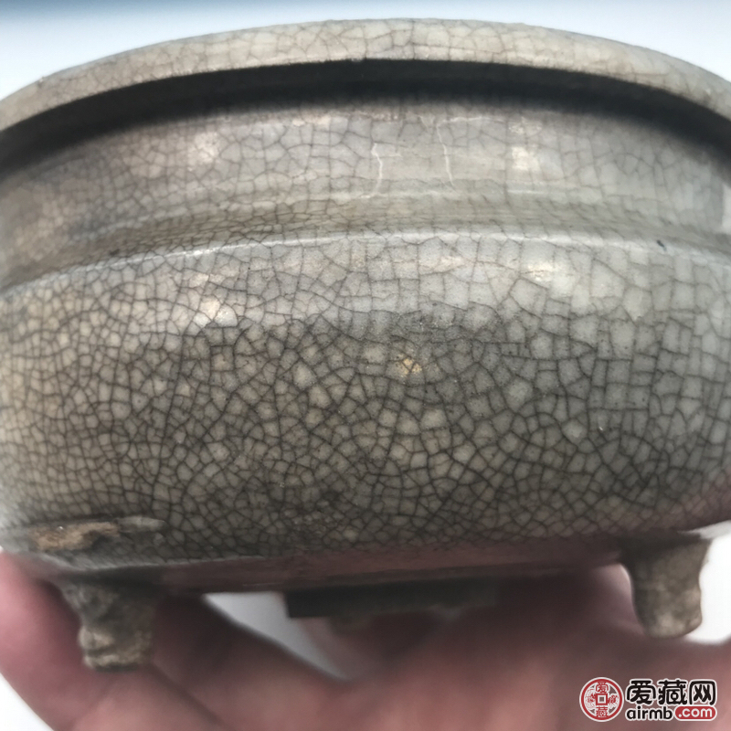 哥窑香炉