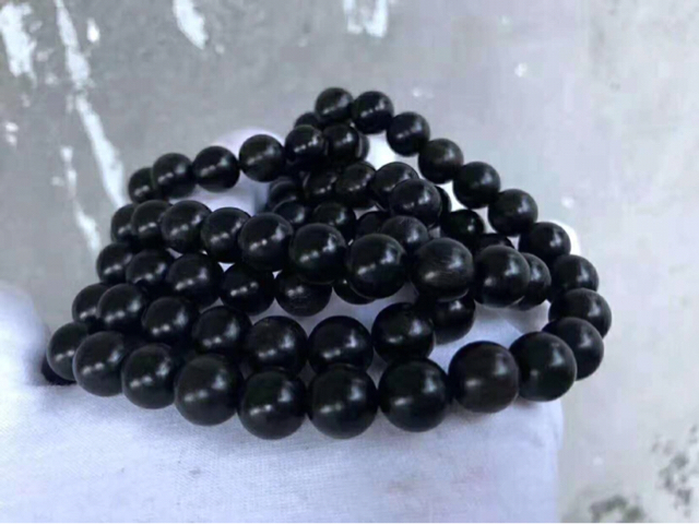 纯天然(保真)犀牛角手串比黄金