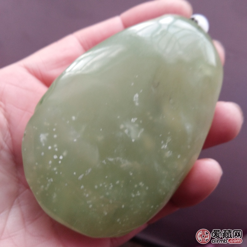 玉石透明重400克左右