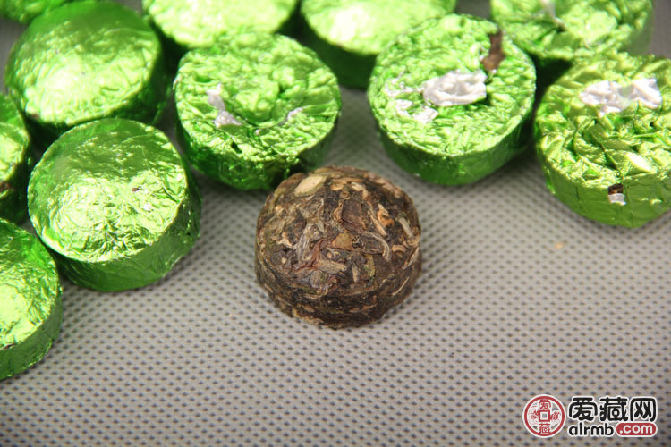 糯米香茶是在云南大叶茶内掺入一