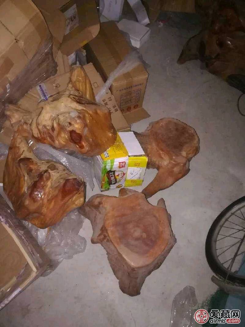 实木根雕茶桌