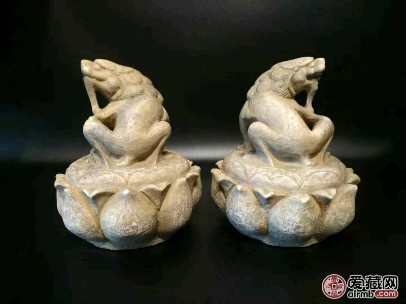 清代汗白玉貔貅一对，包浆浓厚，