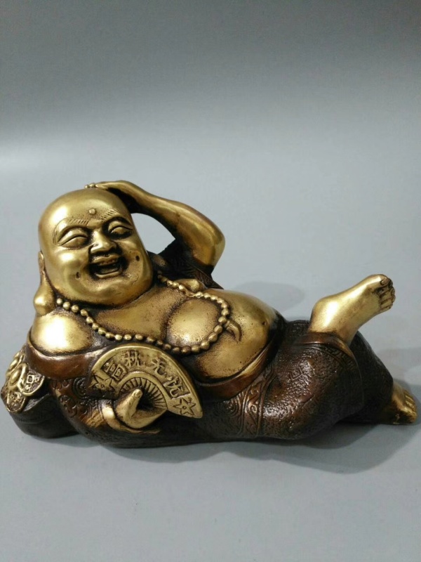 旧藏乾隆年制铜鎏金高枕无忧弥勒佛一尊此尊佛像