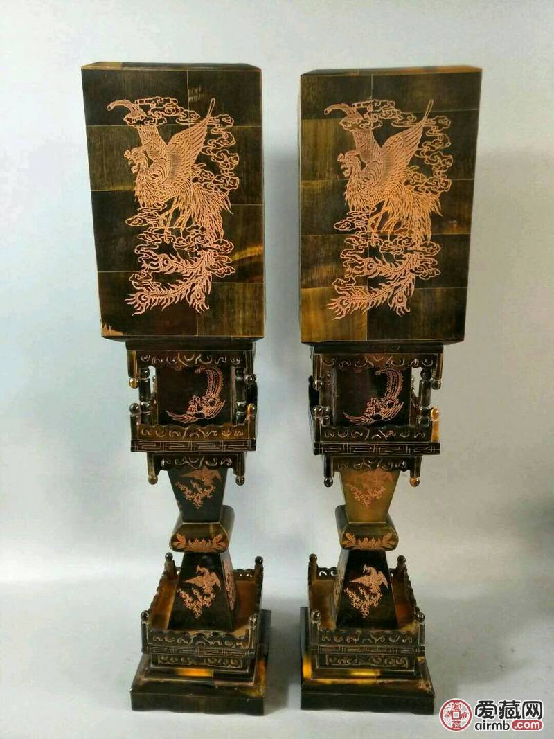 犀牛角宫灯一对，纯手工雕刻，雕