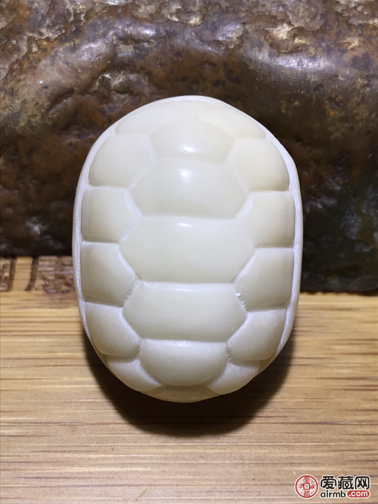 天然象牙果双面雕刻乌龟壳,点击