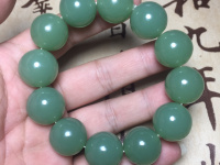 浓绿翡翠珠子图片及价格