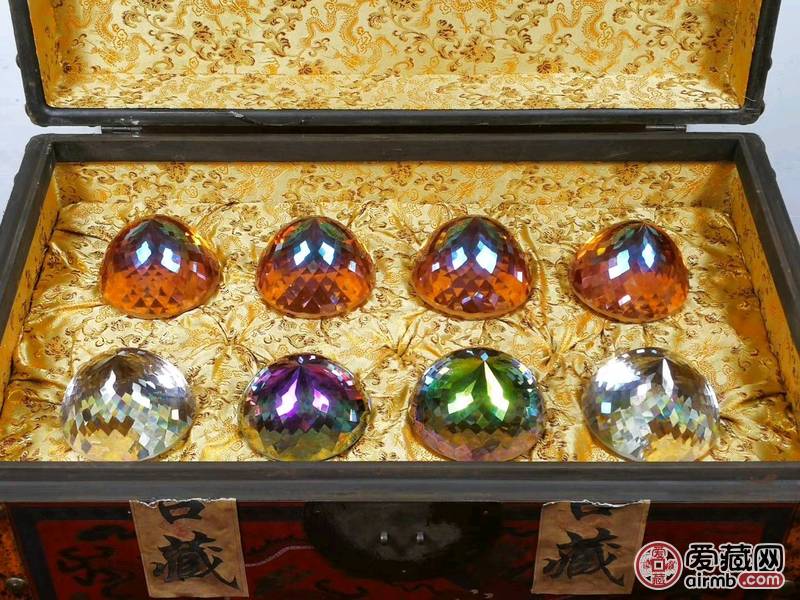 乾清宫藏漆器木藏宝箱装彩钻石一