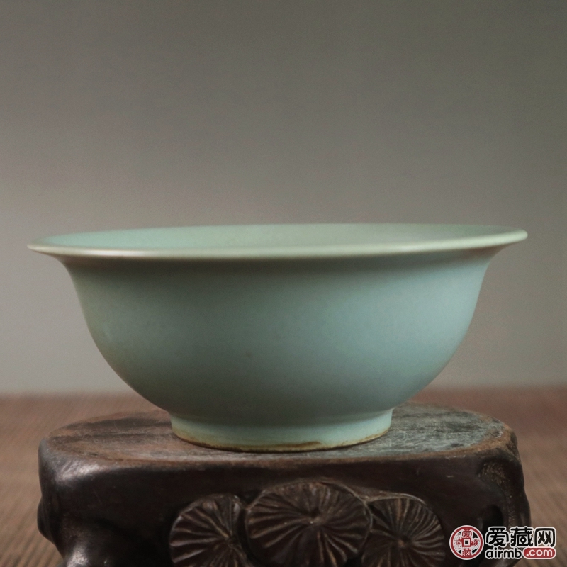 天青釉小碗高4.5cm口径10.5cm
