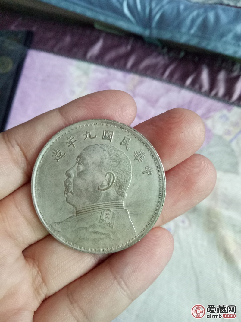 老师帮我看一下真假