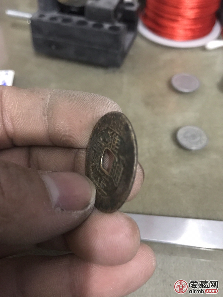 来自藏有的一枚28加雍正，麻烦