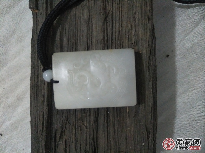 仿古牌子20克整雕功精湛，表现
