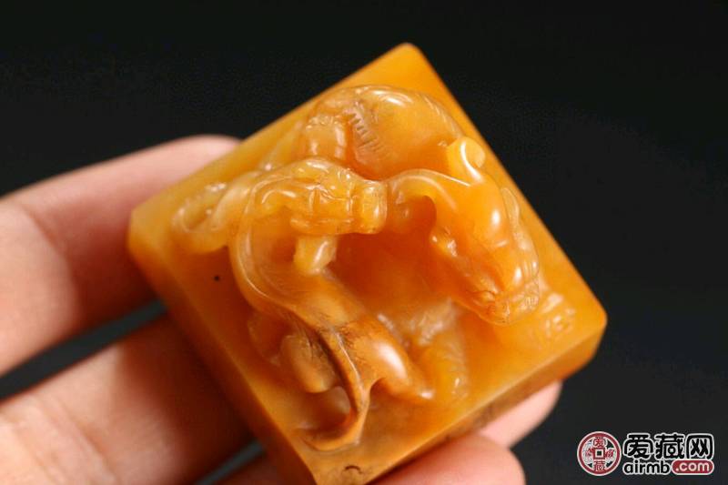 旧藏，田黄兽钮印章一组，4枚，