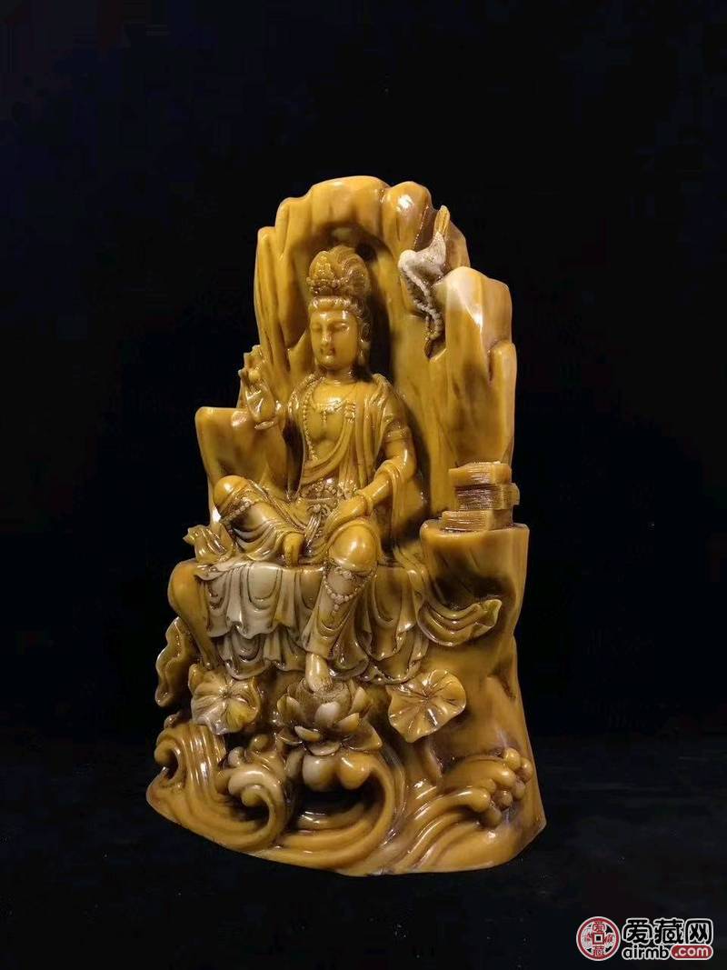 寿山石坐山观音菩萨一尊，开脸慈