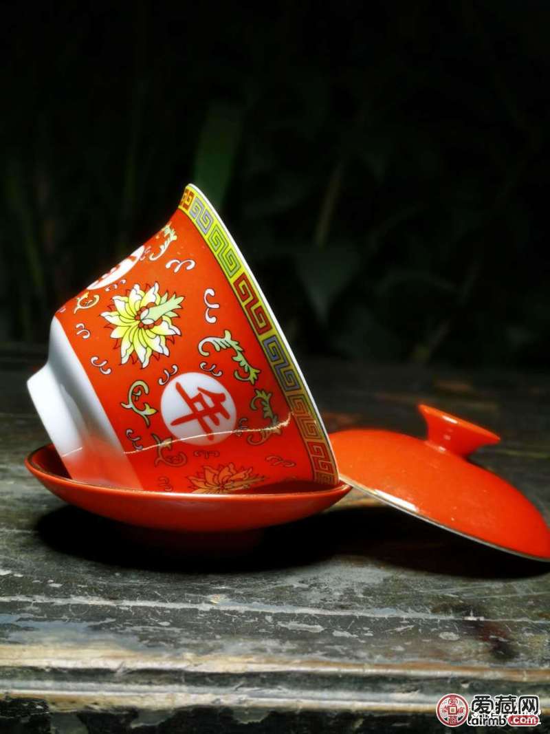 盖碗茶杯（完好）\n\n描述\