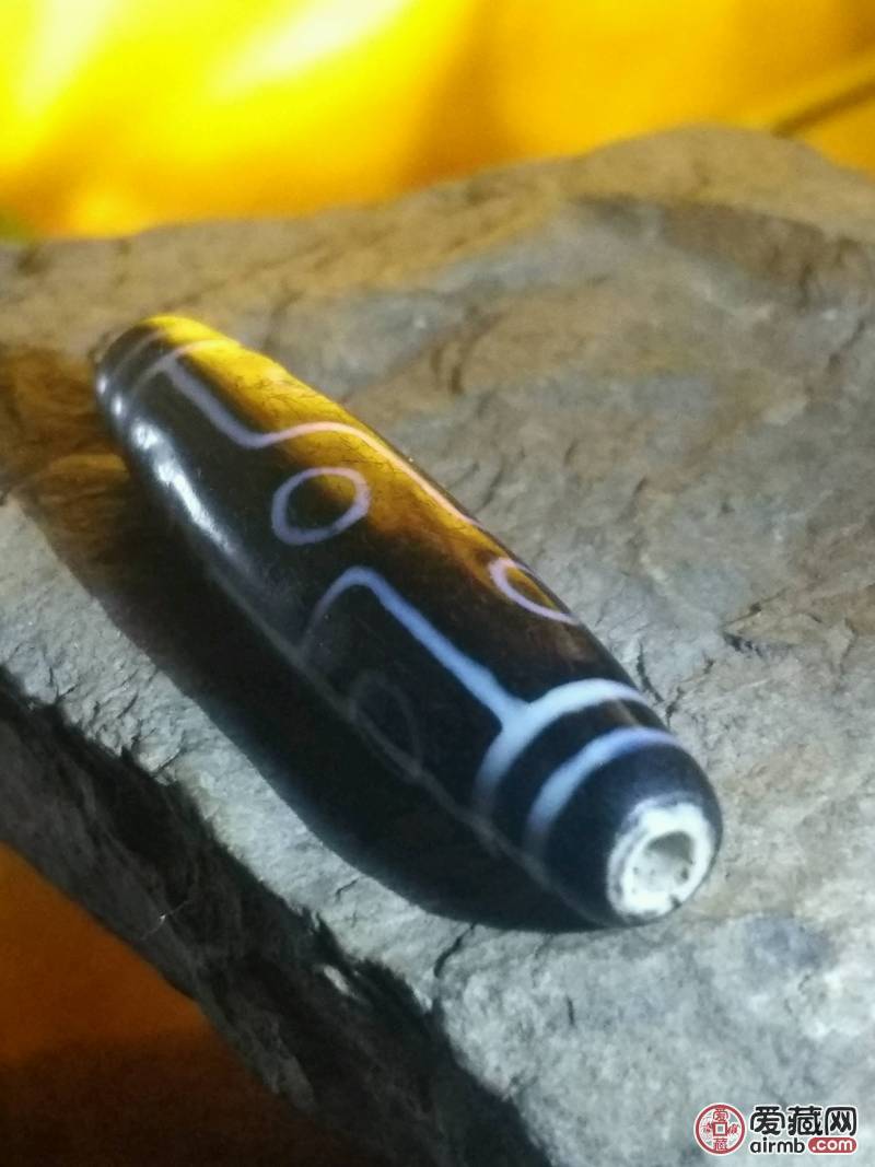 藏传流离九眼老天珠，磨损自然，