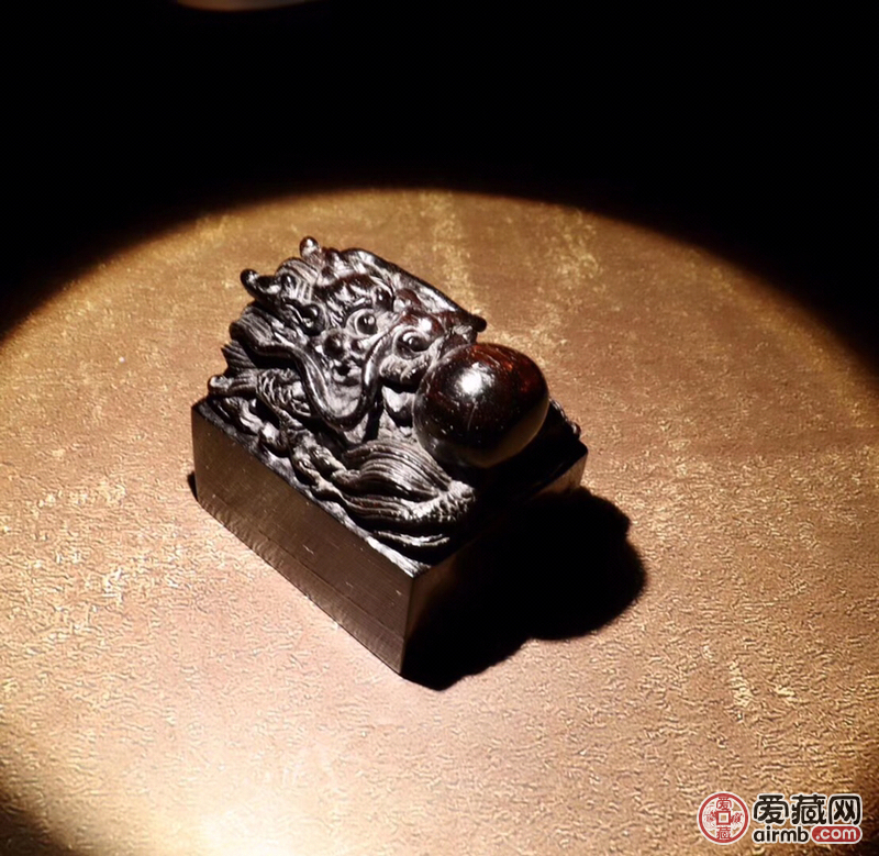 <br />精品亚洲鱼籽纹?龙
