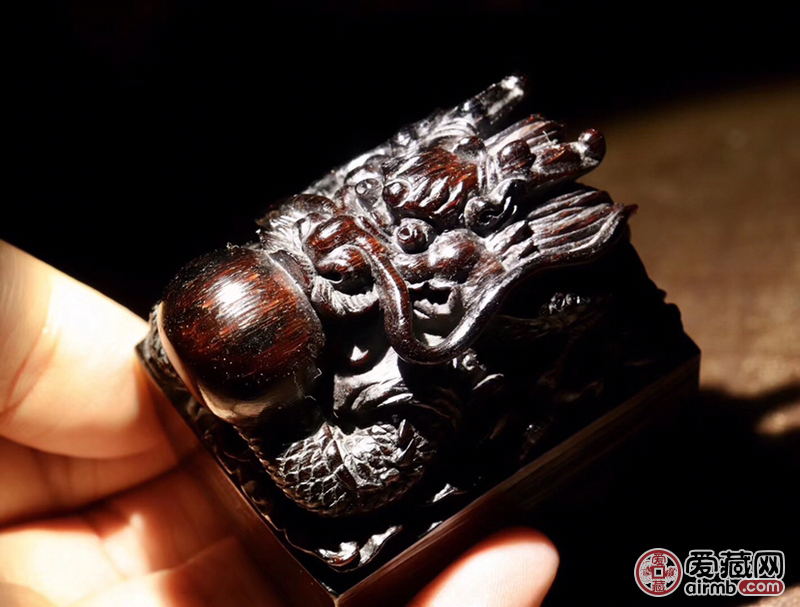 <br />精品亚洲鱼籽纹?龙