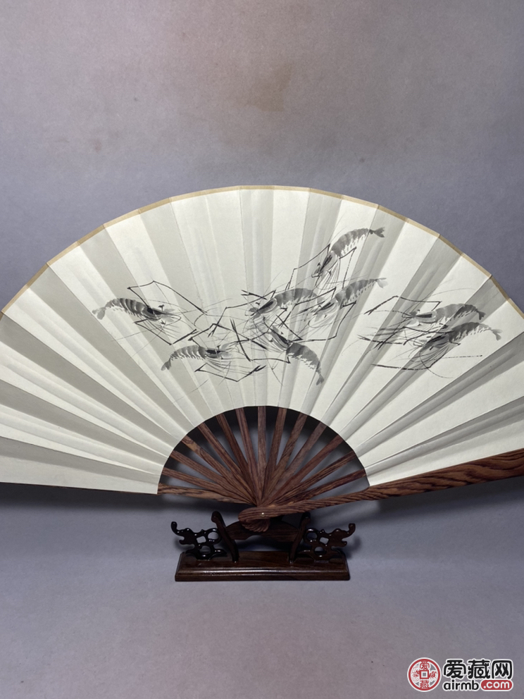 手绘《虾》黄花梨文玩折扇<br