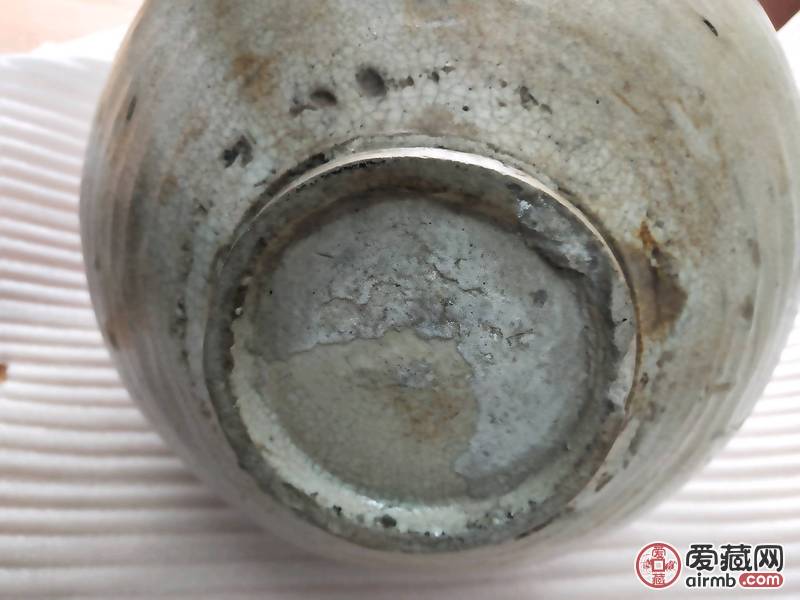 李朝月亮罐一枚，冲修，总体好万