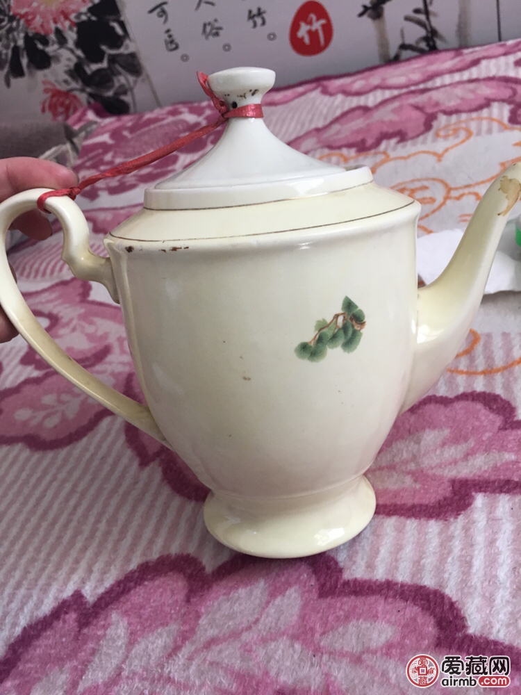 茶壶三个，也单出，