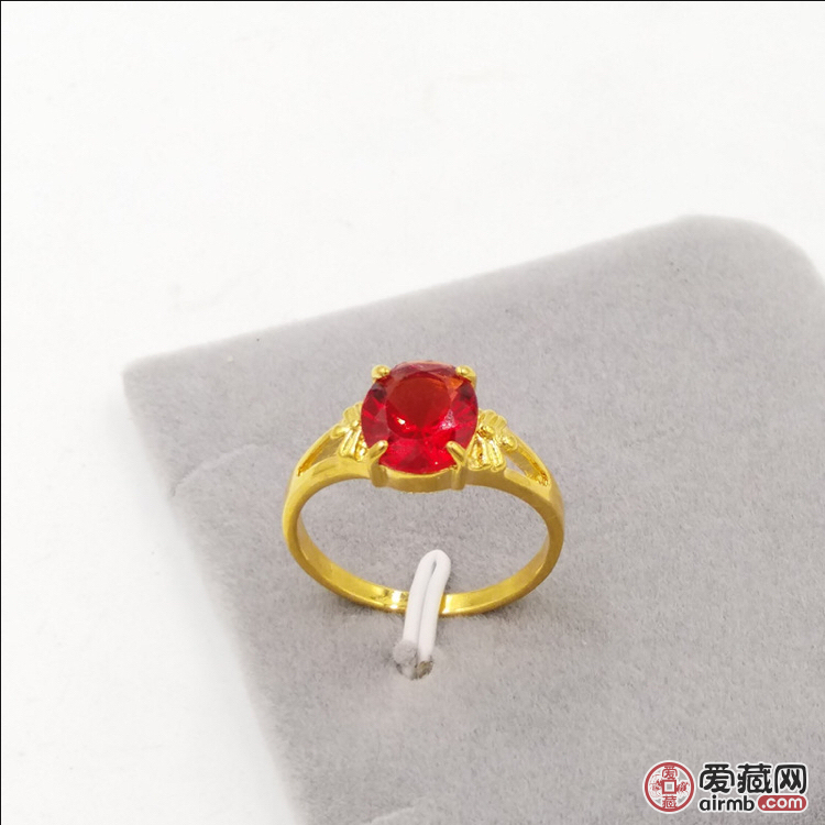 红宝石镀黄金戒指女款沙金镶钻戒