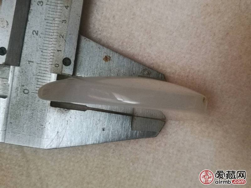 海洋玉玉髓玛瑙”原石打磨抛光”