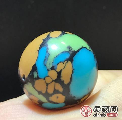 三彩绿松石大圆——珠尺寸览图，