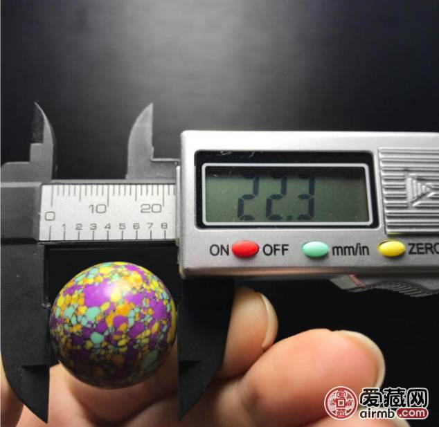 三彩绿松石大圆珠—~黄金尺寸~