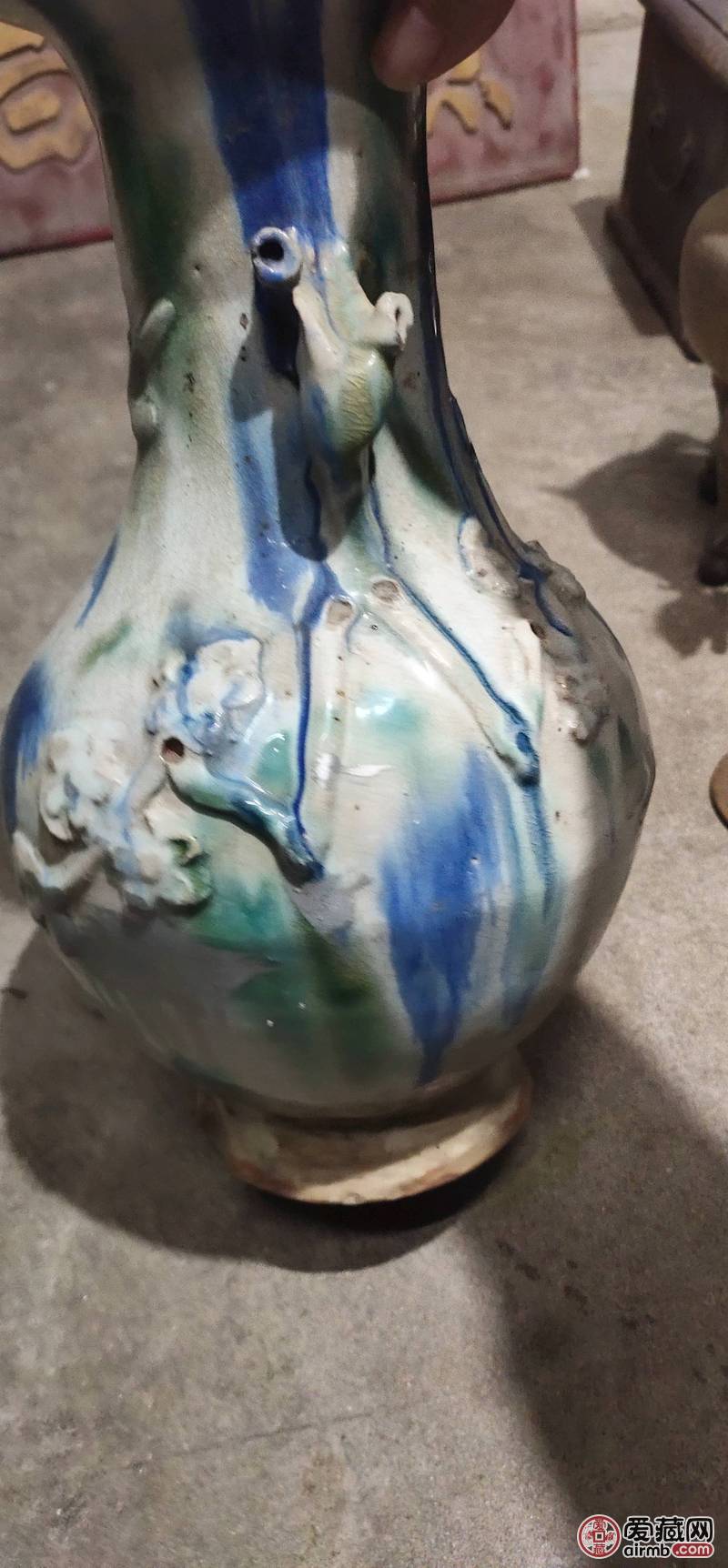 民国花瓶品如图