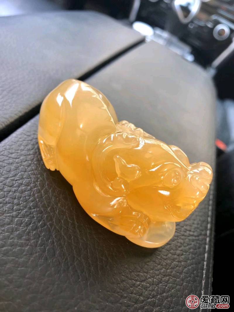 黄龙玉精品貔貅手把件小摆件，玉