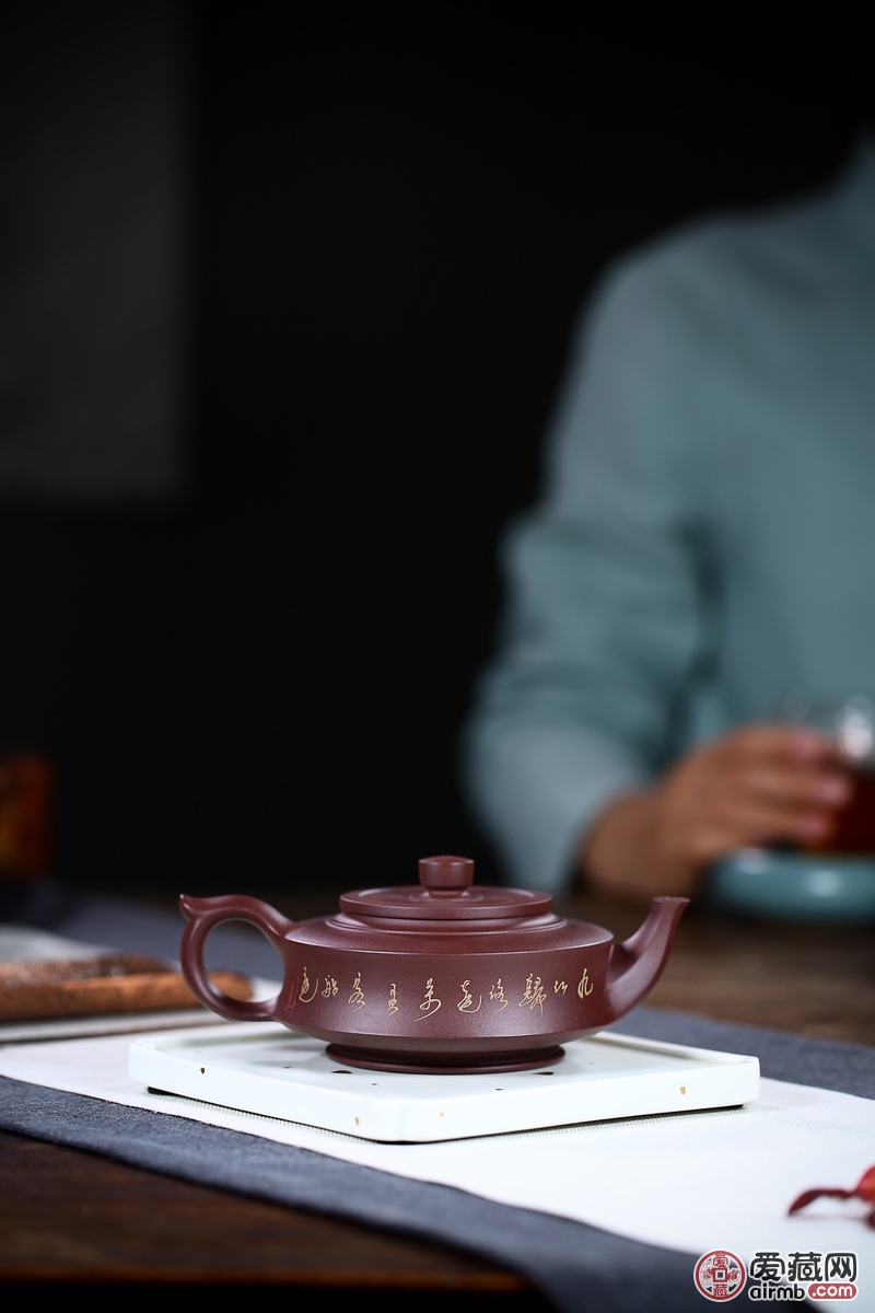 九江归路远，万里客船还。【精品