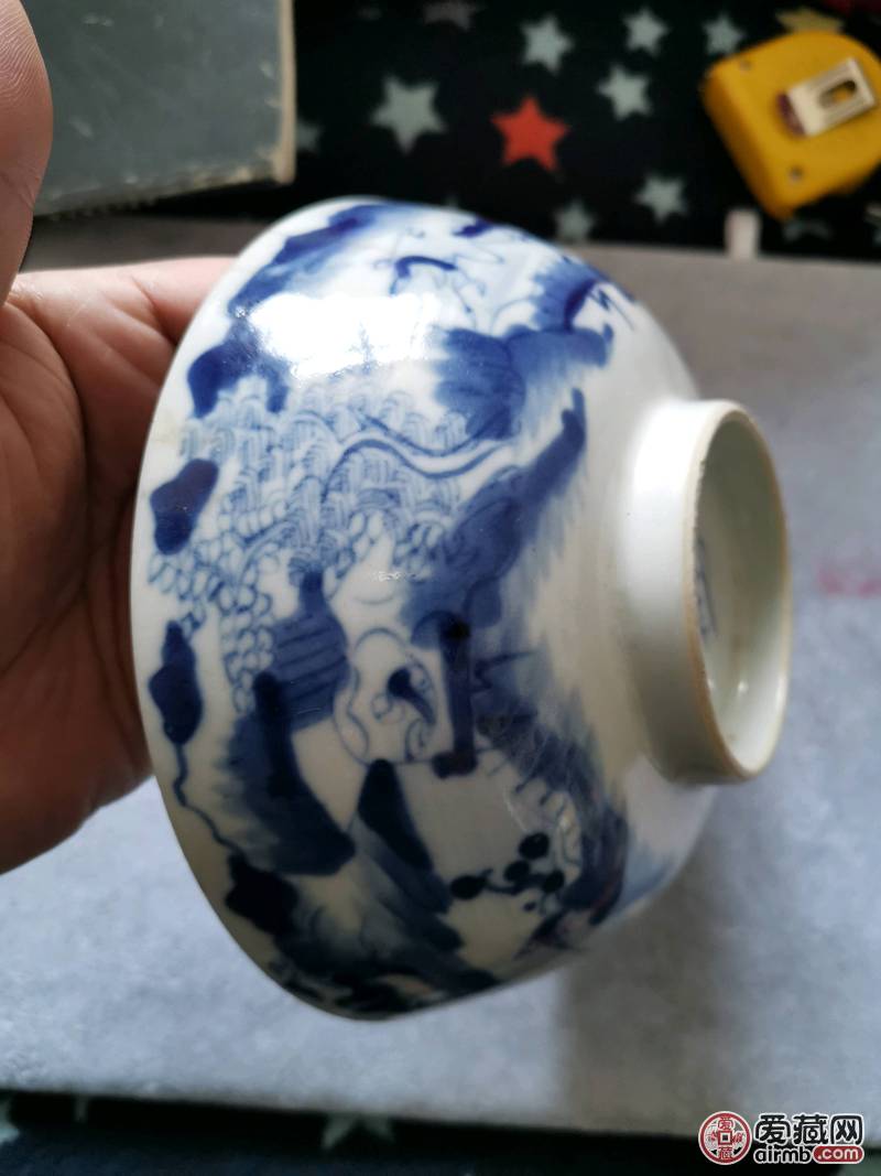 清代青花瓷碗瓷器品相如图，实物