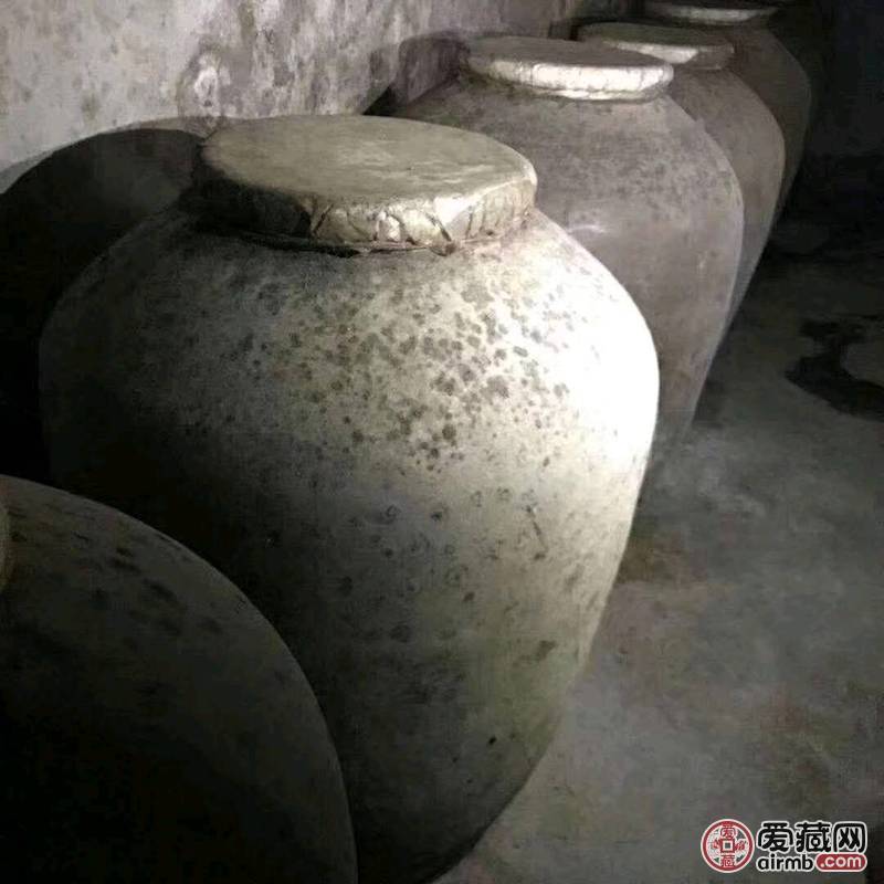 茅台镇53°酱香型白酒，纯粮酿