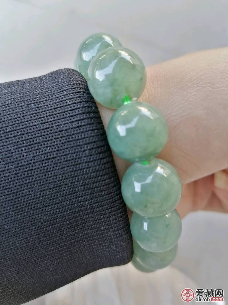 翡翠糯冰种手串，1.5珠子。水
