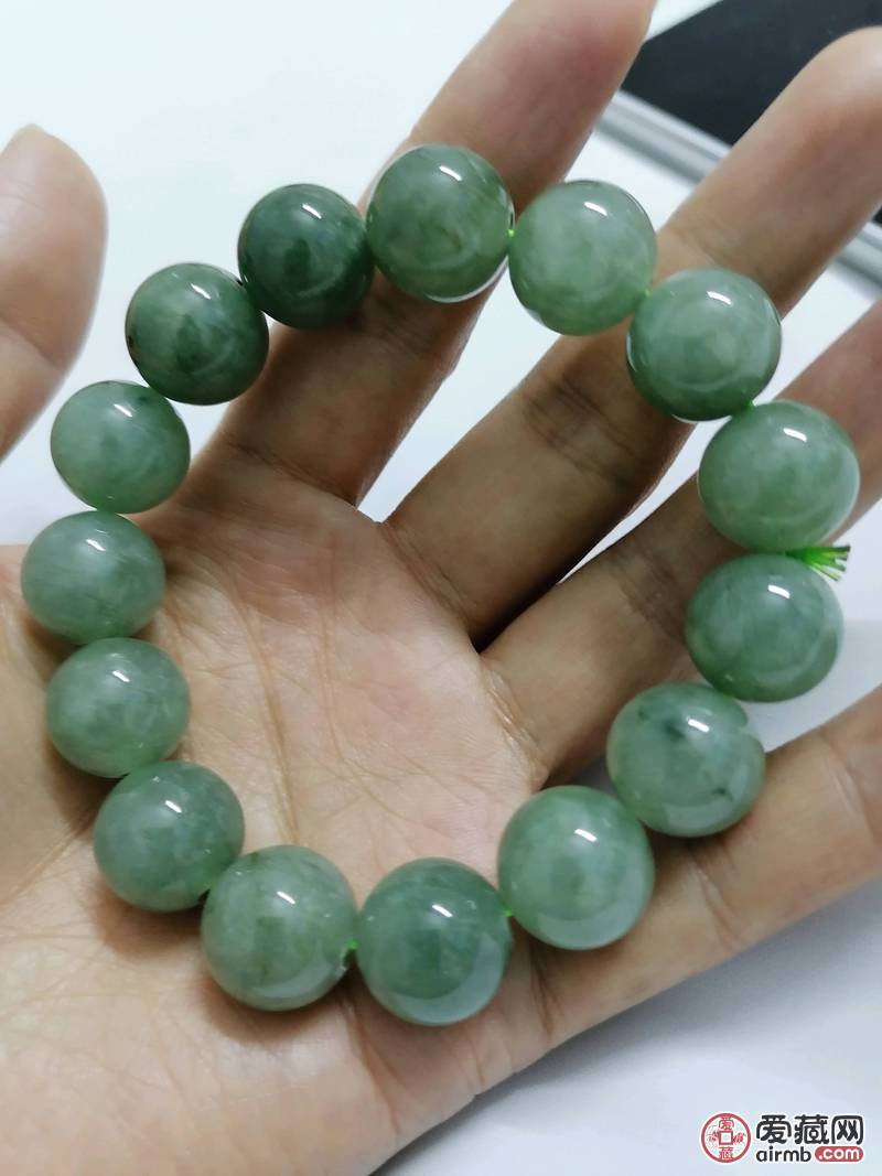 翡翠糯冰种手串，1.5珠子。水