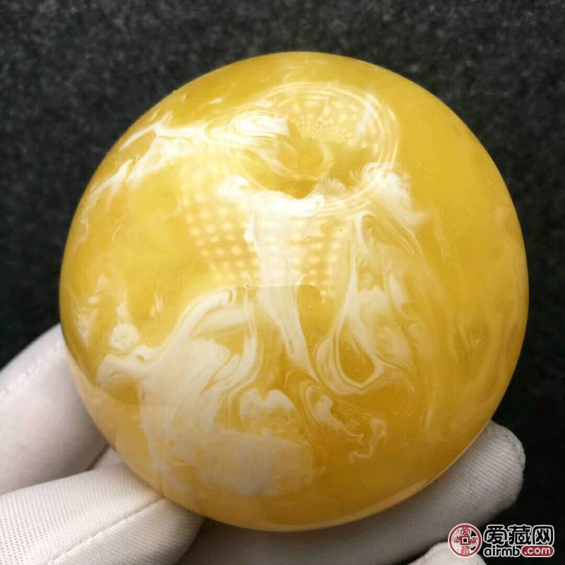 天然琥珀蜜蜡精品公主扣，花纹妖