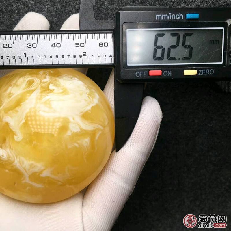 天然琥珀蜜蜡精品公主扣，花纹妖