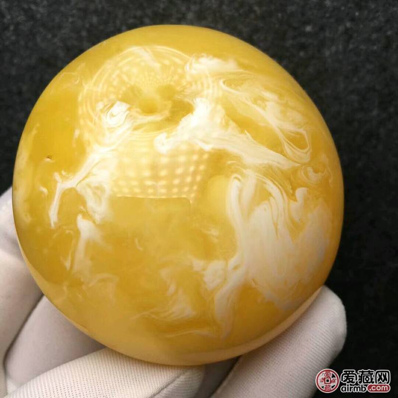 天然琥珀蜜蜡精品公主扣，花纹妖