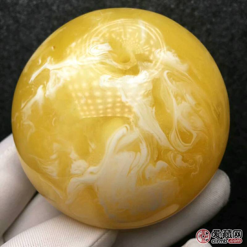 天然琥珀蜜蜡精品公主扣，花纹妖